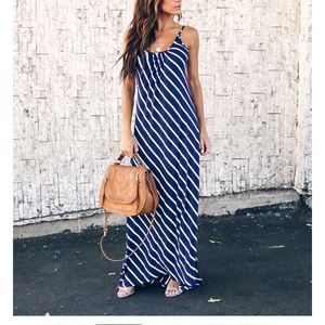 🇺🇸Adjustable striped maxi dress